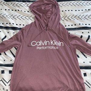 Long sleeve hooded shirt